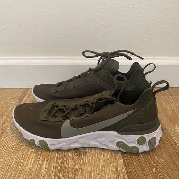 Womens Nike react - Picture 3 of 5